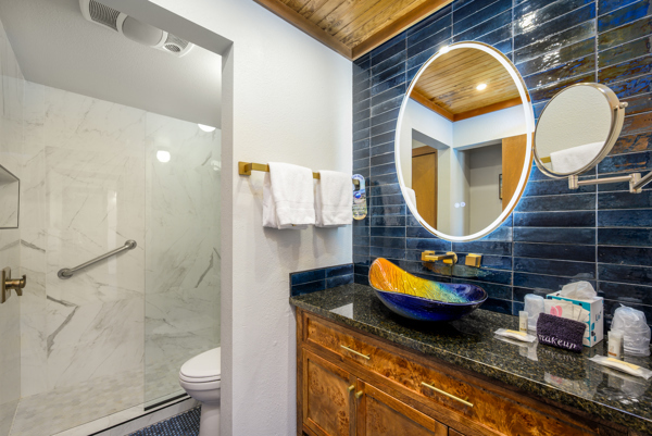 Image 12 for 103) Studio, full kitchen, pet friendly