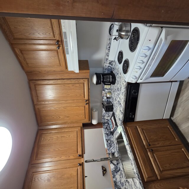Image 5 for 115) 1 BR suite, 1 bath, pet friendly