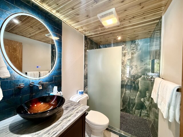 Image 8 for 117) 1BR Suite, 1 bath, no pets