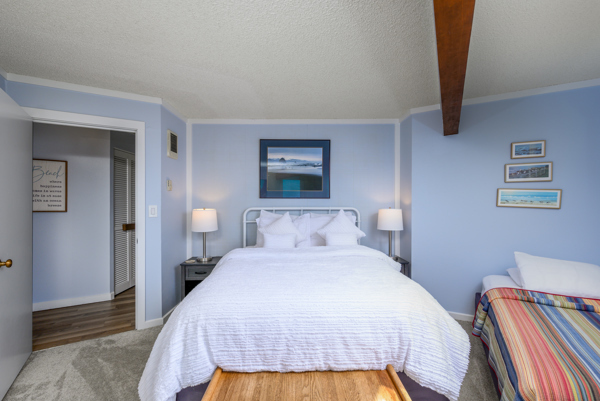 Image 3 for 102) 2 BR Suite, 1½ Baths, no pets