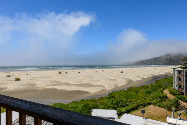 Image 2 for 131) Penthouse 2BR suite, 2½ baths, no pets