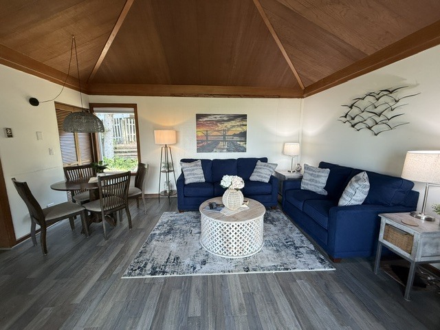 Image 2 for 105) 1 BR Suite, 1 Bath, pet friendly