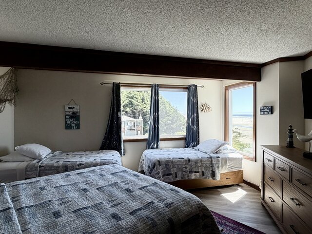 Image 6 for 101) 2 BR Suite, 1½ baths, no pets allowed