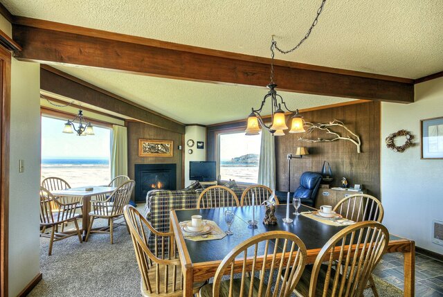 Image 3 for 101) 2 BR Suite, 1½ baths, no pets