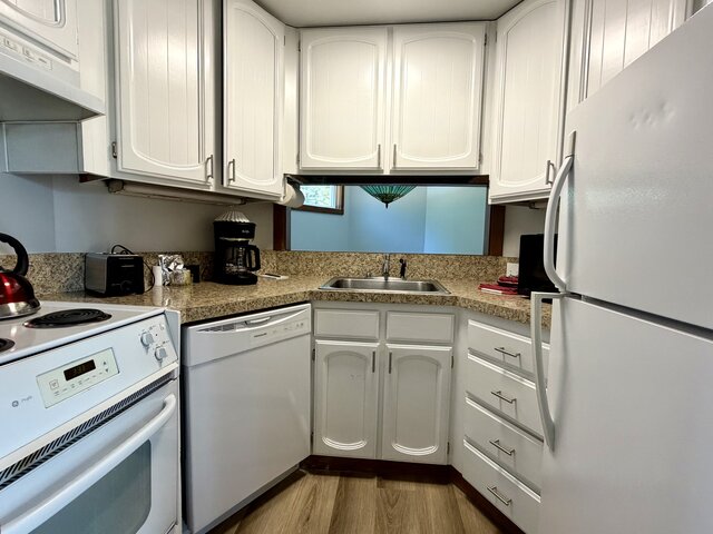 Image 13 for 117) 1BR Suite, 1 bath, no pets
