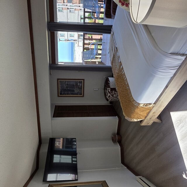 Image 6 for 119) 1BR suite, 1½ bath, pet friendly