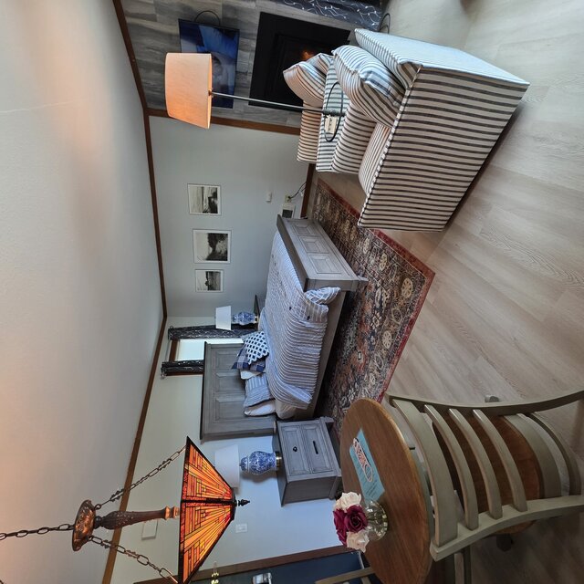 Image 1 for 106) Studio, full kitchen, Pet Friendly