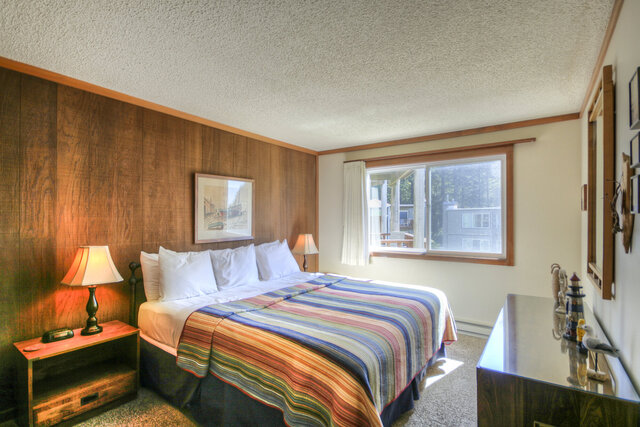 Image 5 for 101) 2 BR Suite, 1½ baths, no pets