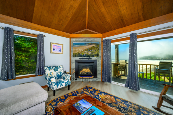 Image 6 for 131) Penthouse 2BR suite, 2½ baths, no pets