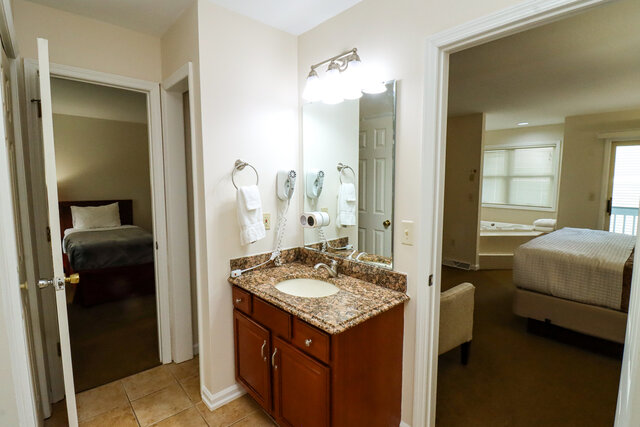 Image 10 for 11) Unit 11