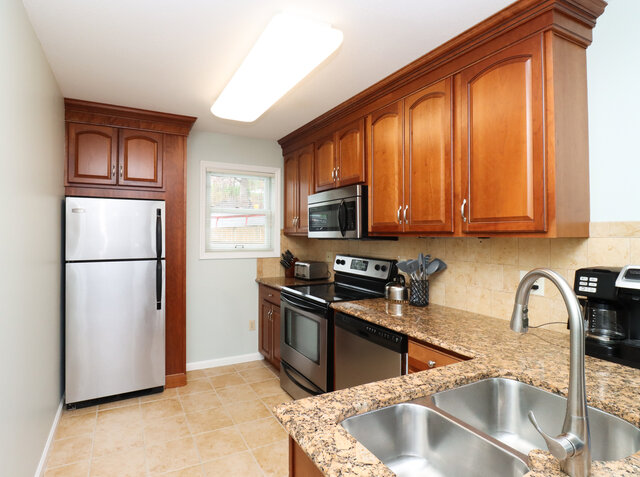 Image 8 for 24) Unit 24