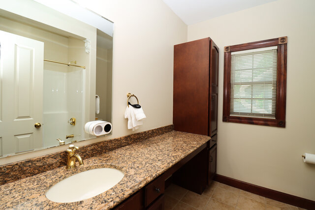 Image 13 for sleep 6 POC Unit 18