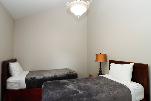 Image 11 for 16) Unit 16