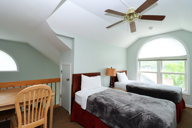 Image 13 for 13) Unit 13