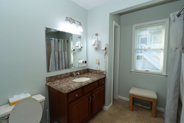 Image 11 for 17) Unit 17