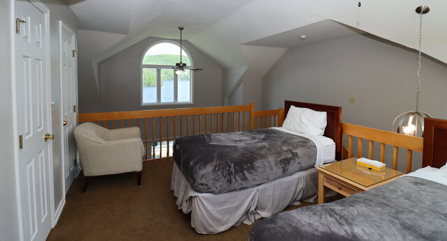 Image 18 for 22) Unit 22