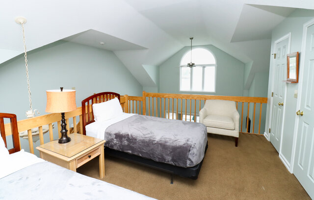 Image 17 for 24) Unit 24