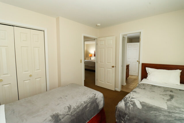 Image 12 for 11) Unit 11