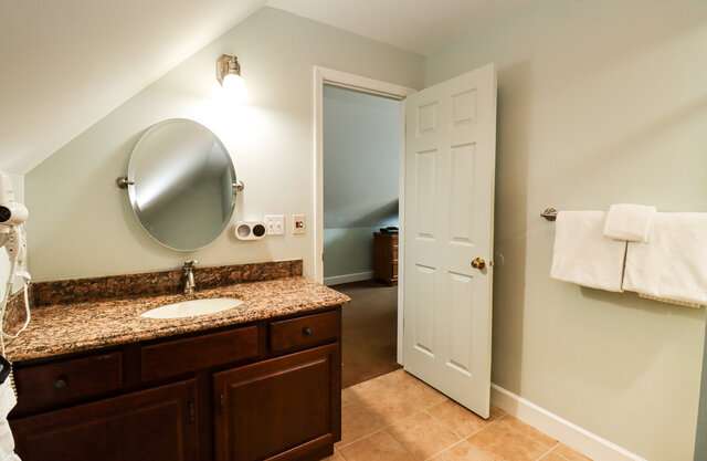 Image 7 for sleep 6 POC Unit 20