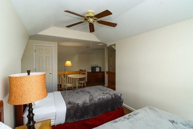 Image 18 for 11) Unit 11