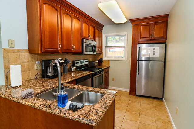 Image 7 for 25) Unit 25