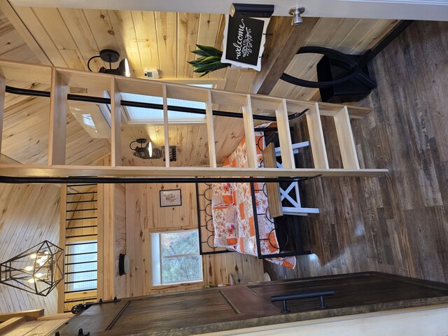 Image 4 for Peach Cobbler Cabin