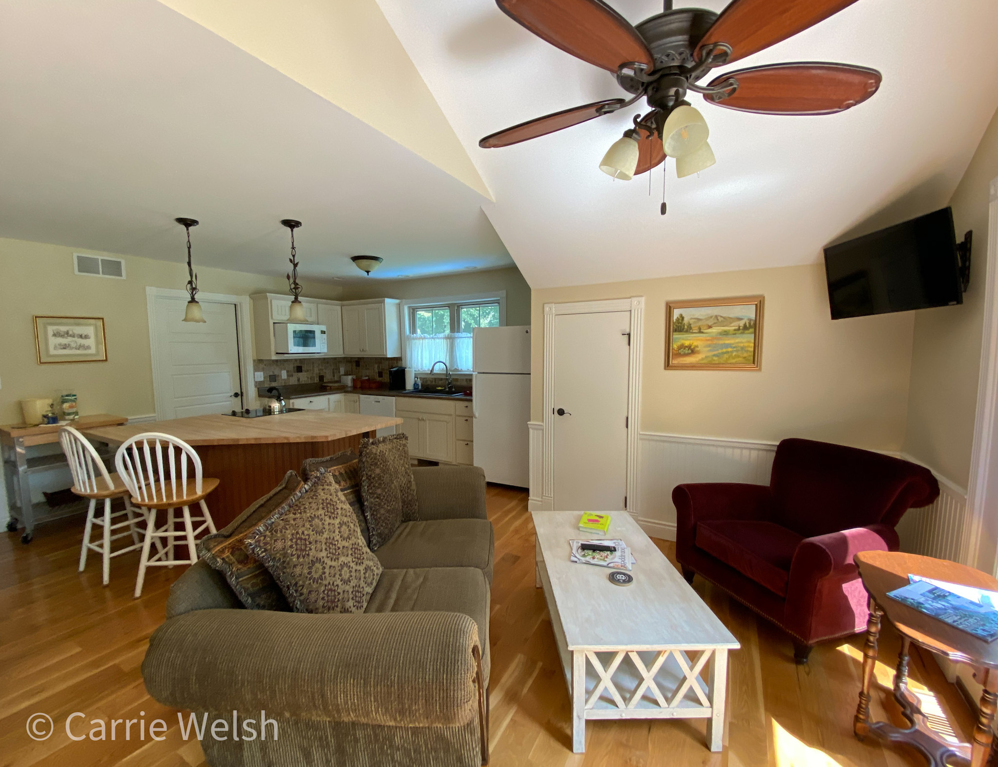 Mount Nebo Inn in Rocheport, Missouri Trail View Suite