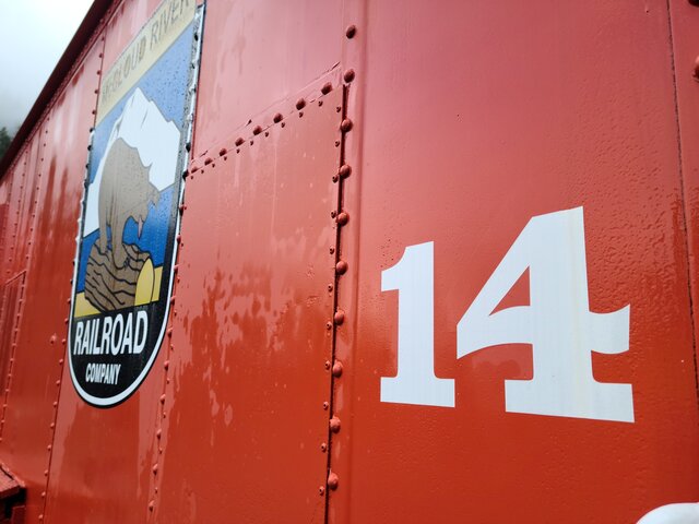 Image 2 for 14) Caboose #14 (1 Queen, 3 Twins) - McCloud River