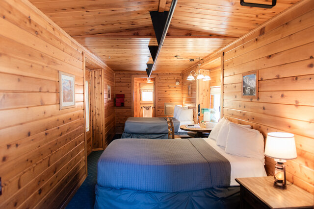 Image 3 for 07) Caboose #7 (2 Full Beds) - Green & Orange Caboose