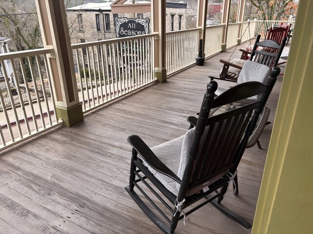 Image 11 for Autumn Breeze (The Inn)