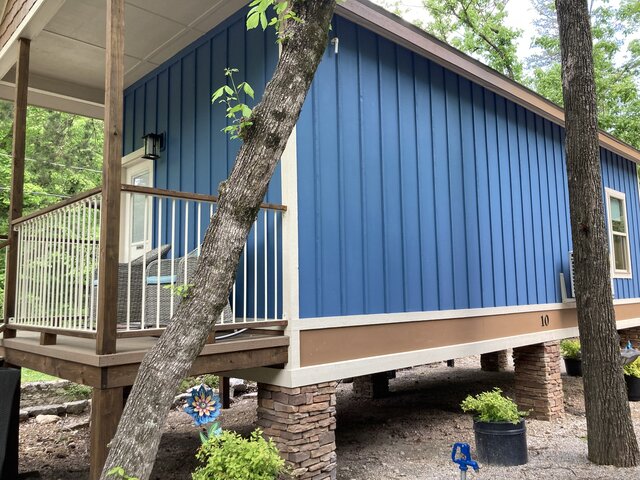 Image 1 for Creekside Lodge (Treehouse #10)