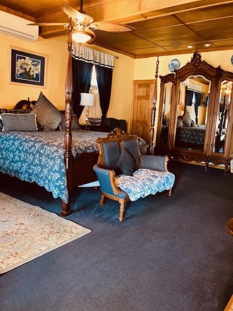 Image 1 for Blue Willow (Daffodil Cottage)