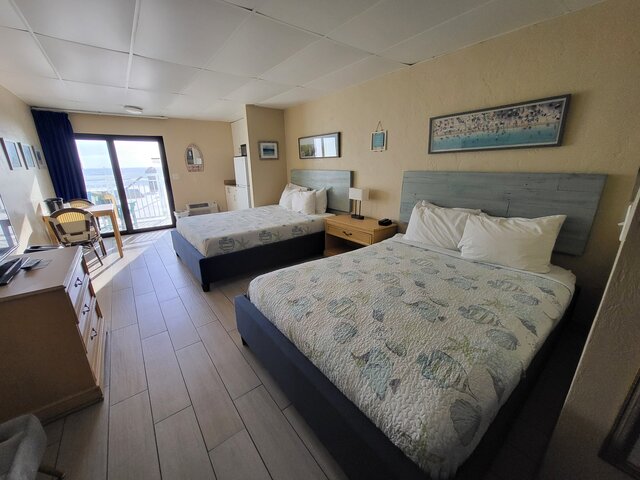 Image 1 for Poolside 2 Queens