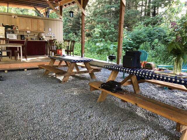 Image 11 for Yurt Grizzly Grotto