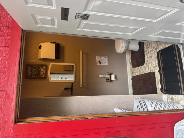 Image 7 for Yurt Grizzly Grotto