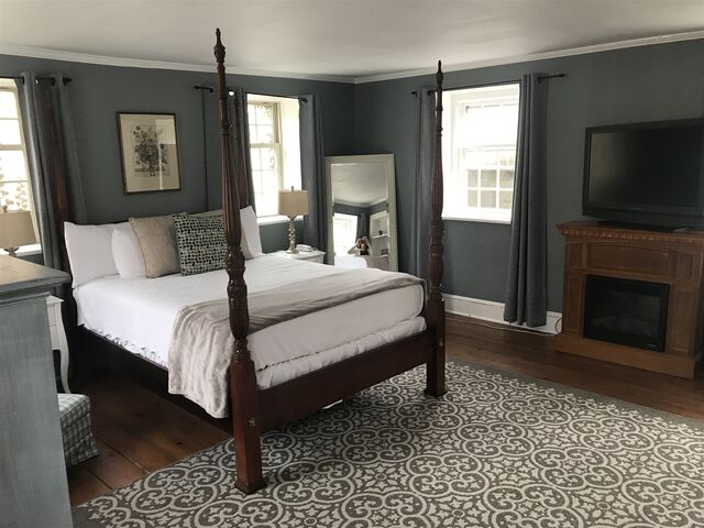 Image 1 for Cottage Room 1
