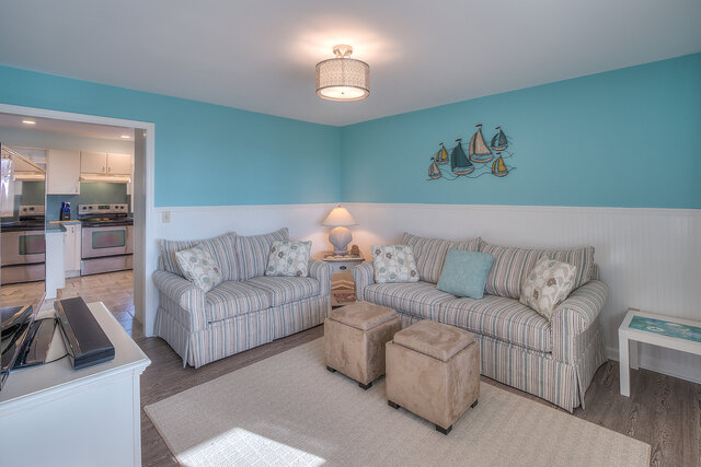 Image 12 for 9 Peconic Bay Beach Front