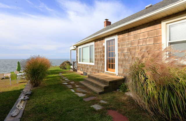 Image 3 for 01 Shorecrest Beach House