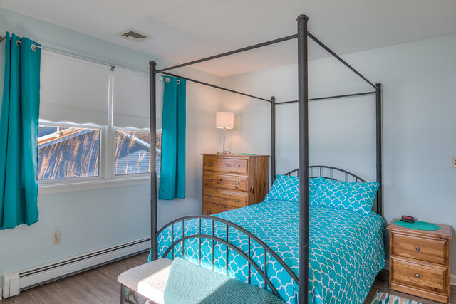 Image 25 for 9 Peconic Bay Beach Front