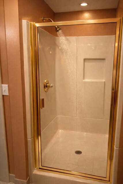 Image 5 for King Deluxe 205