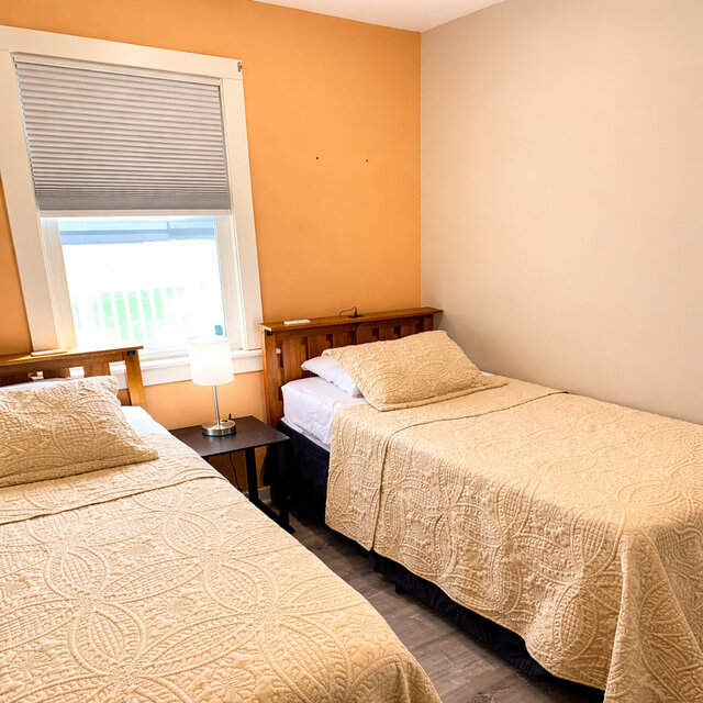 Image 9 for Cottage C-sleeps 6