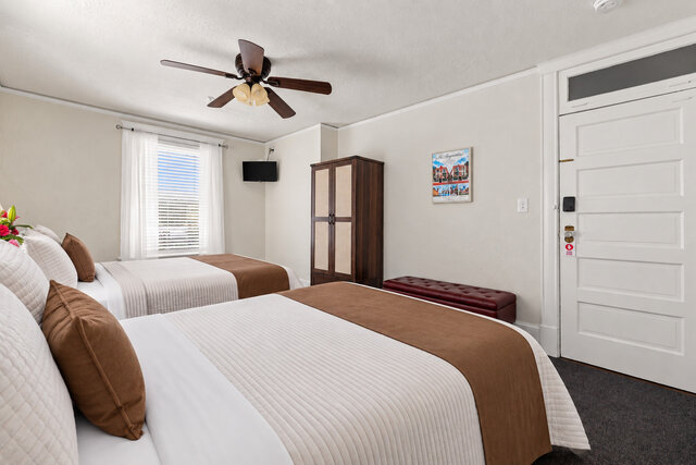 Image 1 for 05) Audubon's Quarters (Two Queen Beds)