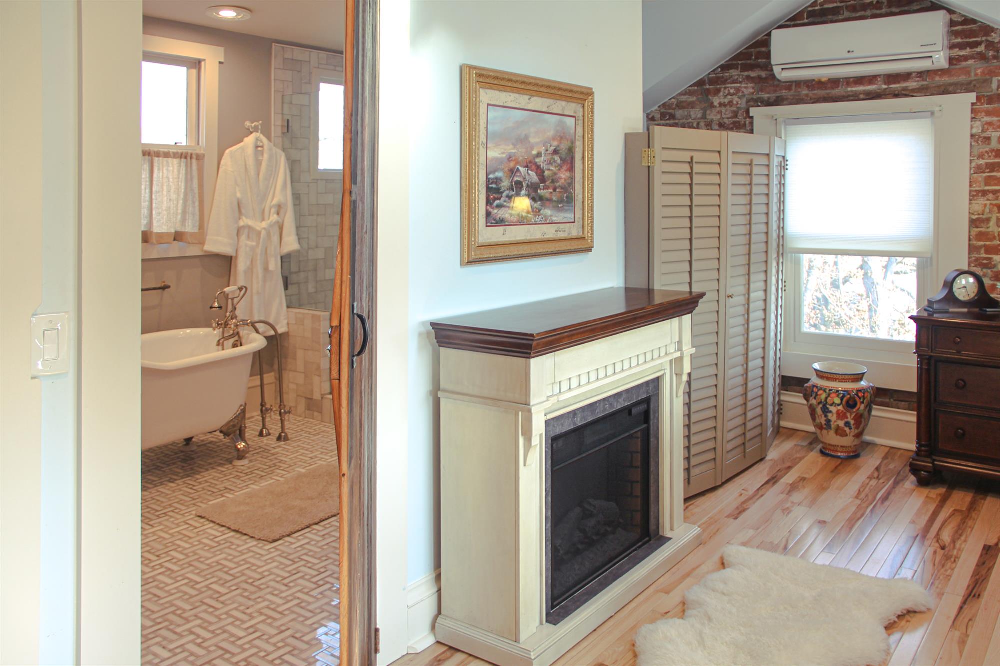 Weston Steamboat Inn in Weston, Missouri