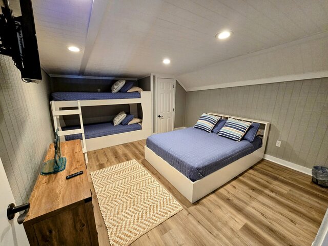 Image 21 for REO Camp #B-1 -  4 bedroom 3 bath (Sleeps 9)