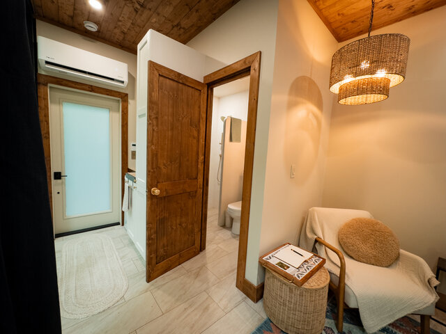 Image 7 for Glass Suite - Unit 1