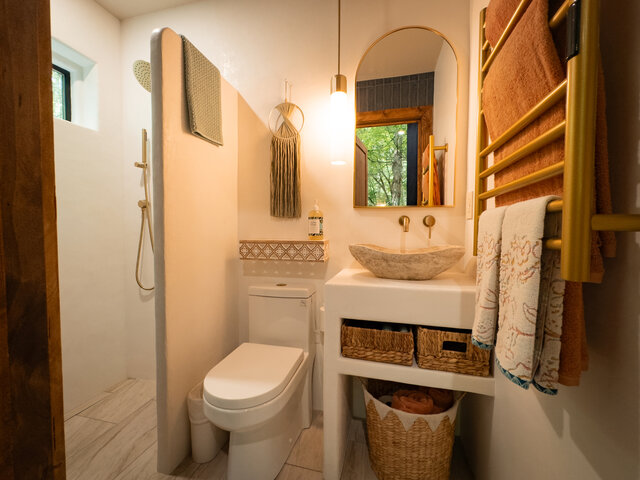 Image 8 for Glass Suite - Unit 1