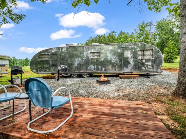 Image 1 for Gene-Vintage 1952 Spartanette Camper [4]