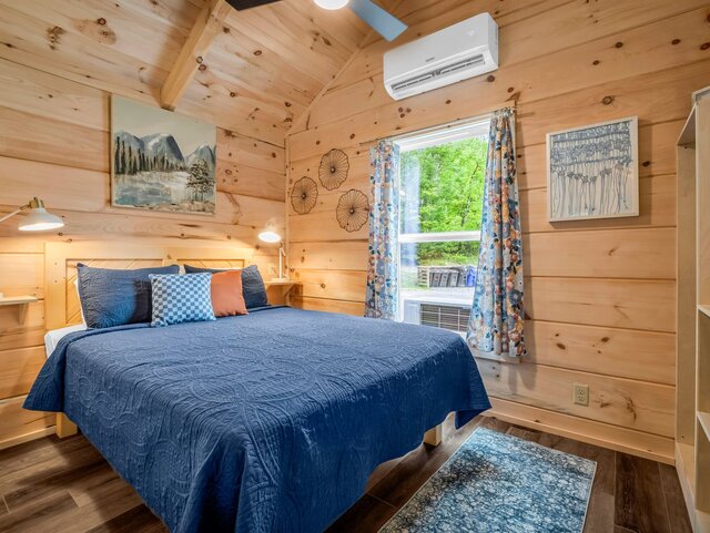 Image 9 for The Blue Ridge Bunkhouse [6]