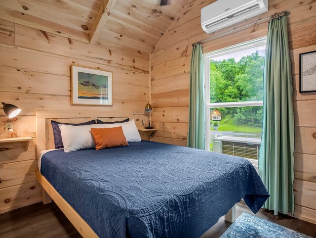 Image 9 for The Chimney Rock Tiny Home [6]