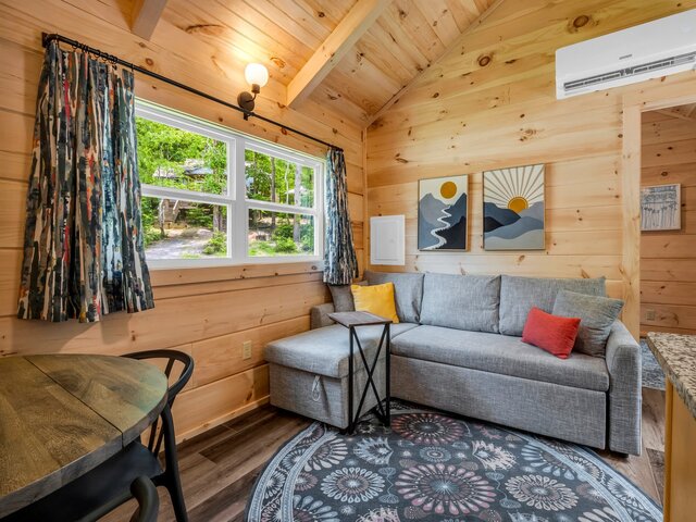 Image 6 for The Blue Ridge Bunkhouse [6]